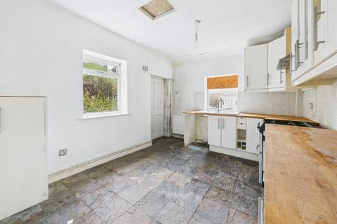 2 bedroom terraced house for sale, Cottingley Road, Allerton, Bradford