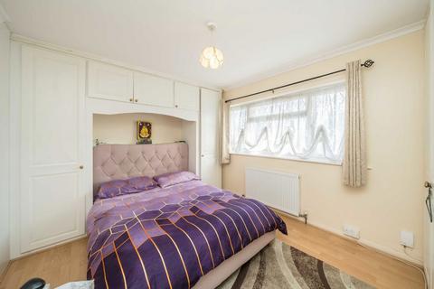 undefined, Oakhall Drive, Sunbury-On-Thames TW16