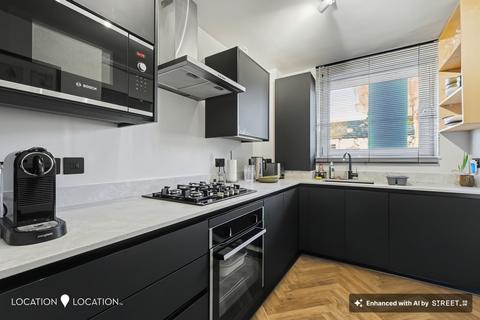 undefined, Evering Road, N16