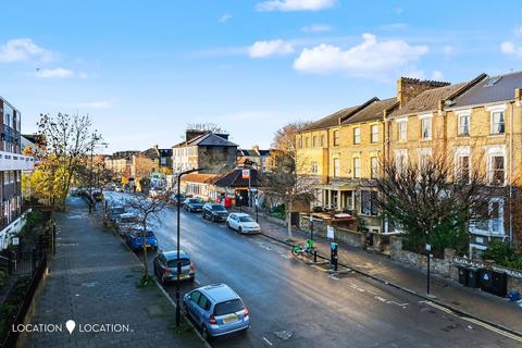 undefined, Evering Road, N16