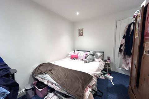 3 bedroom house to rent, Grays Yard, Penryn