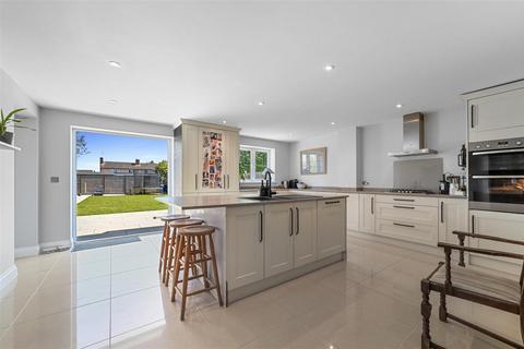 4 bedroom detached house for sale, Brantham, Manningtree