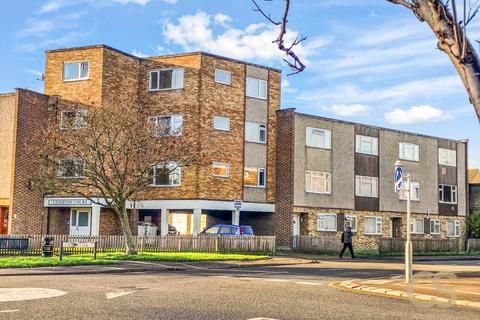 Leighton Court, Turners Hill, Cheshunt, Hertfordshire, EN8 9DQ