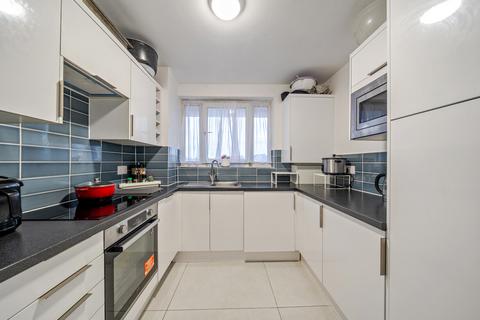 2 bedroom apartment for sale, Armfield Crescent, Mitcham CR4