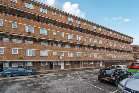 2 bedroom apartment for sale, Armfield Crescent, Mitcham CR4