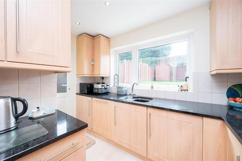 4 bedroom semi-detached house for sale, Sheddingdean Close, Burgess Hill