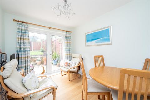 4 bedroom semi-detached house for sale, Sheddingdean Close, Burgess Hill