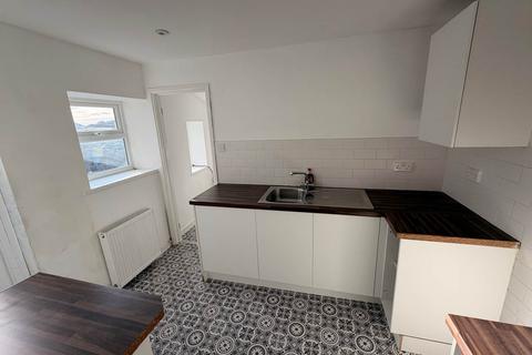 3 bedroom house to rent, Jubilee Road, NEW TREDEGAR NP24