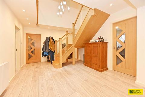 5 bedroom detached house for sale, Kniveden Lane, Leek
