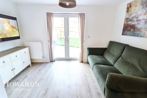 3 bedroom semi-detached house for sale, Wiltshire Drive, Bradwell