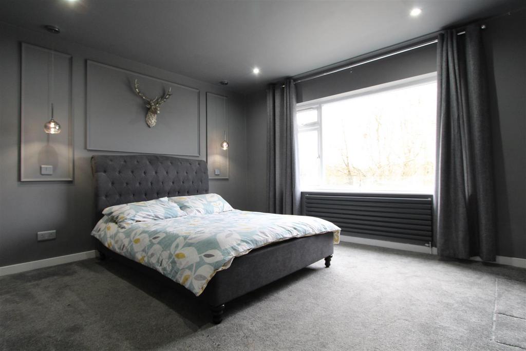 Bedroom 1.JPG