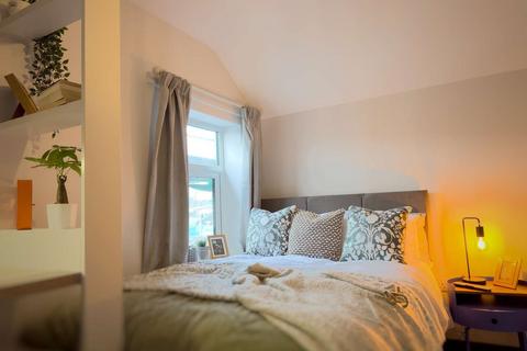 undefined, Winchester Street, Taunton TA1