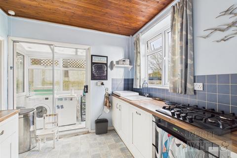 4 bedroom terraced house for sale, Edmund Road, Hastings