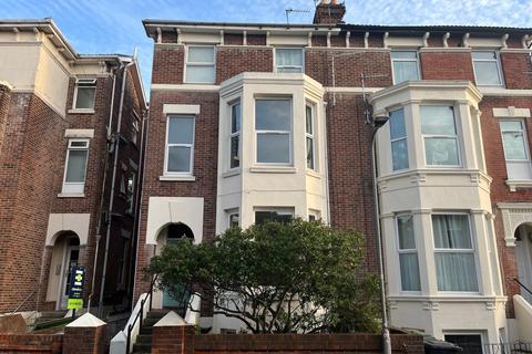 1 bedroom flat to rent, St. Ronans Road, Southsea, PO4