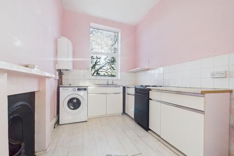 1 bedroom flat to rent, St. Ronans Road, Southsea, PO4