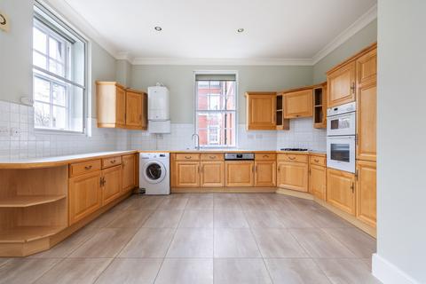 2 bedroom apartment to rent, Peninsula Square, Winchester, SO23