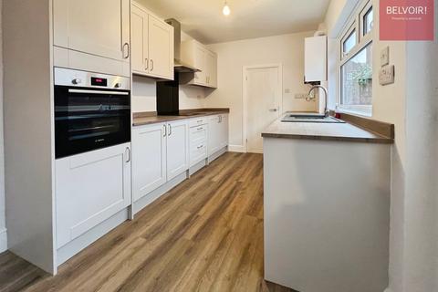 3 bedroom end of terrace house to rent, Poplar Road, Cleethorpes, DN35