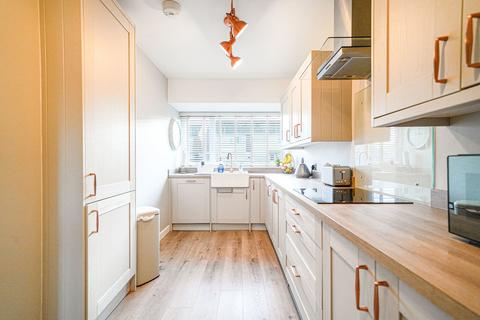 3 bedroom semi-detached house for sale, Dunstan Croft, Shirley