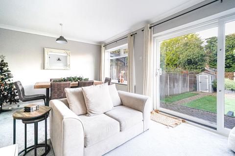 3 bedroom semi-detached house for sale, Dunstan Croft, Shirley