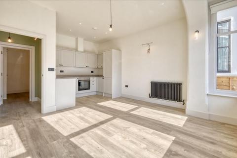 undefined, 5-7 Westcliff Avenue, Westcliff-on-Sea