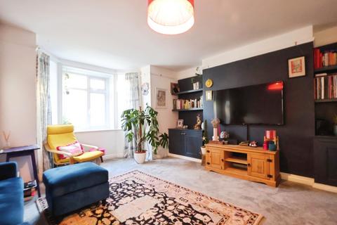 1 bedroom flat for sale, Walsworth Road, Hitchin