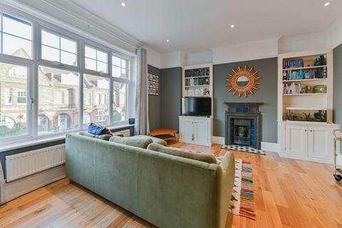 2 bedroom flat for sale, Barcombe Avenue, Streatham Hill, London, SW2