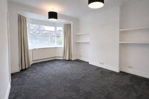 2 bedroom flat to rent, Golders Green Rd, Golders Green