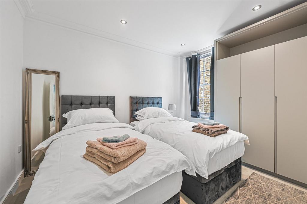 OL-MONTY-9 Brompton Place-11.JPG