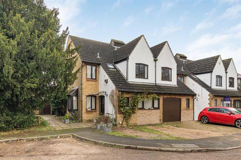 4 bedroom end of terrace house for sale, Elsworth Place, Cambridge CB2