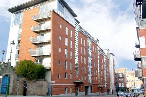 2 bedroom property to rent, Ropewalk Court, Derby Road, Nottingham, Nottinghamshire, NG1