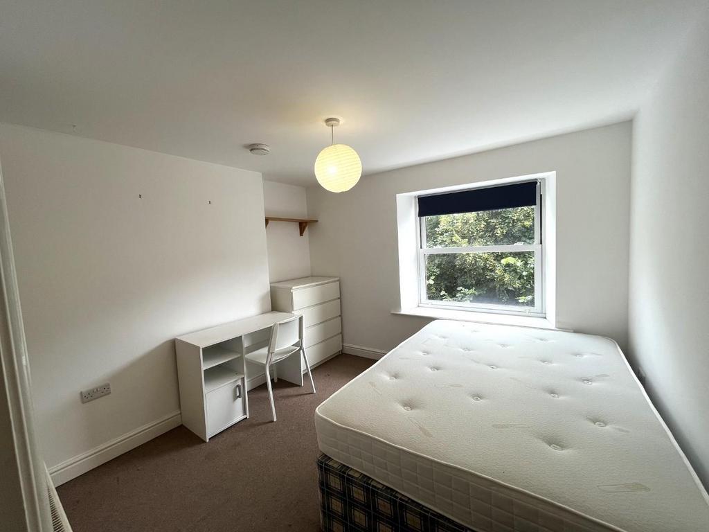Bedroom 3.JPG