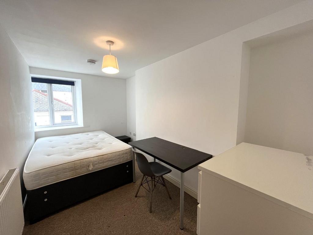 Bedroom 4.JPG