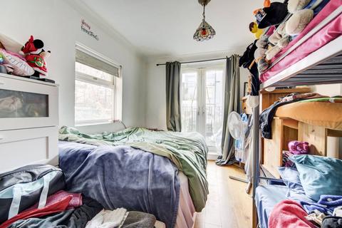 1 bedroom flat for sale, Archel Road, Barons Court, London, W14