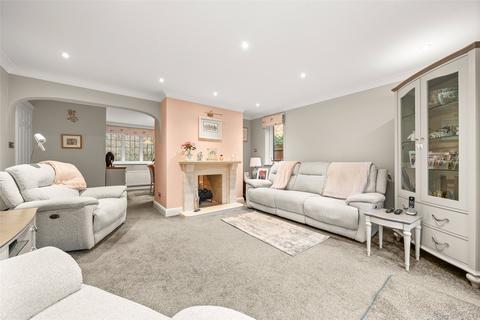 4 bedroom detached house for sale, Holmbury Avenue, Berkshire RG45