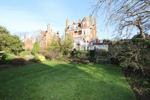 3 bedroom apartment for sale, Staveley Road, Eastbourne BN20
