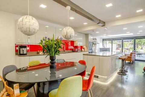 4 bedroom semi-detached house for sale, Lichfield Road, Sandhills, Walsall, West Midlands, WS9 9PF