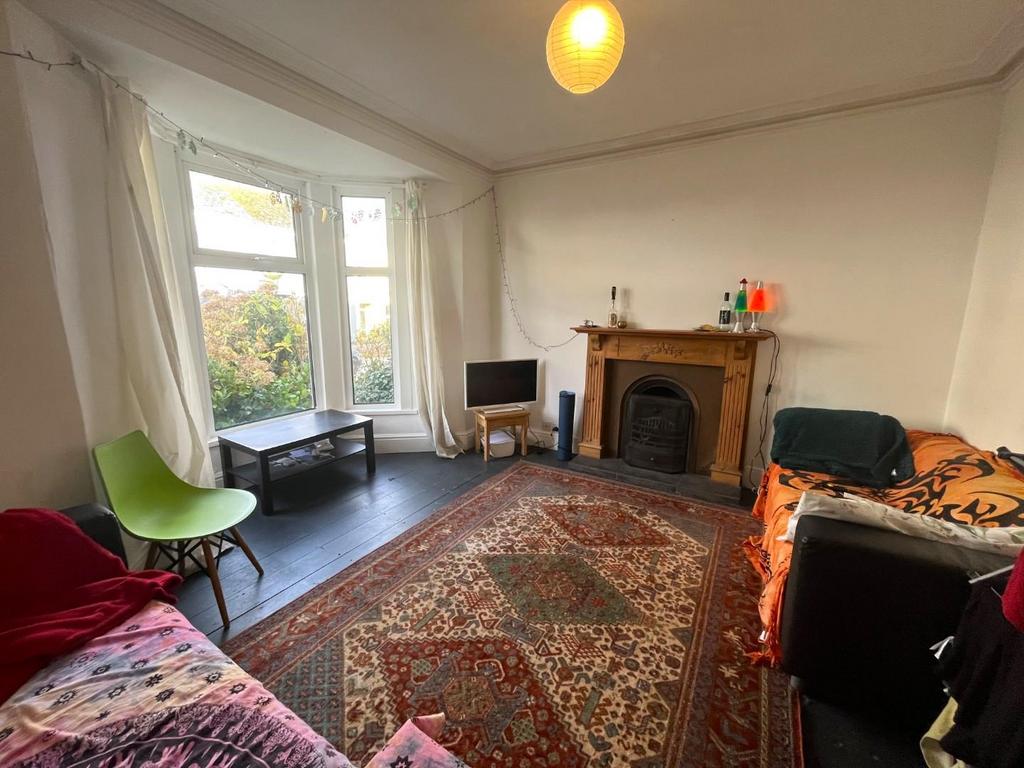 Living Room.jpeg
