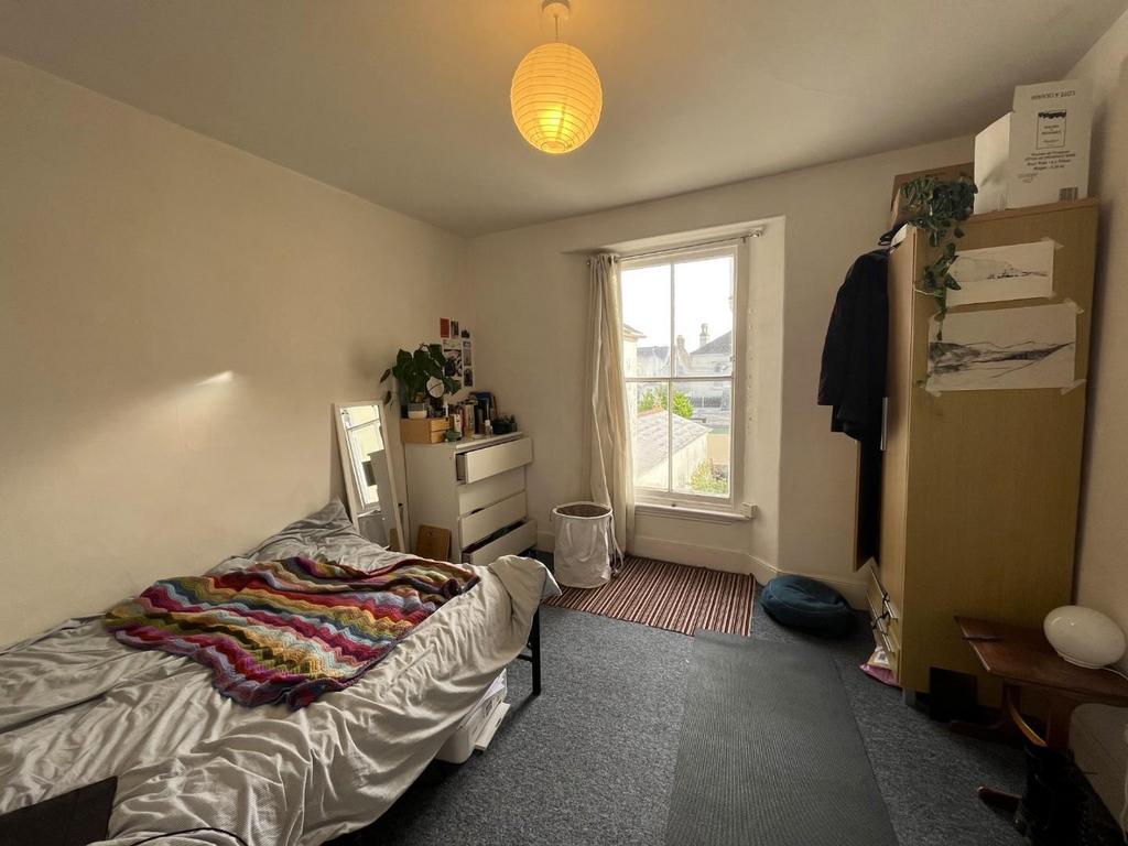 Bedroom 2.jpeg