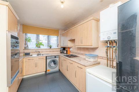 3 bedroom end of terrace house for sale, Evelyn Road, London