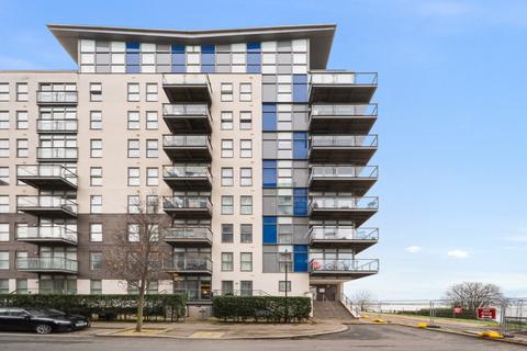 Clovelly Place, Greenhithe DA9