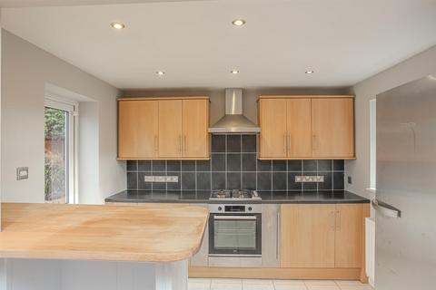 3 bedroom semi-detached house to rent, Medlicott Drive, Abingdon