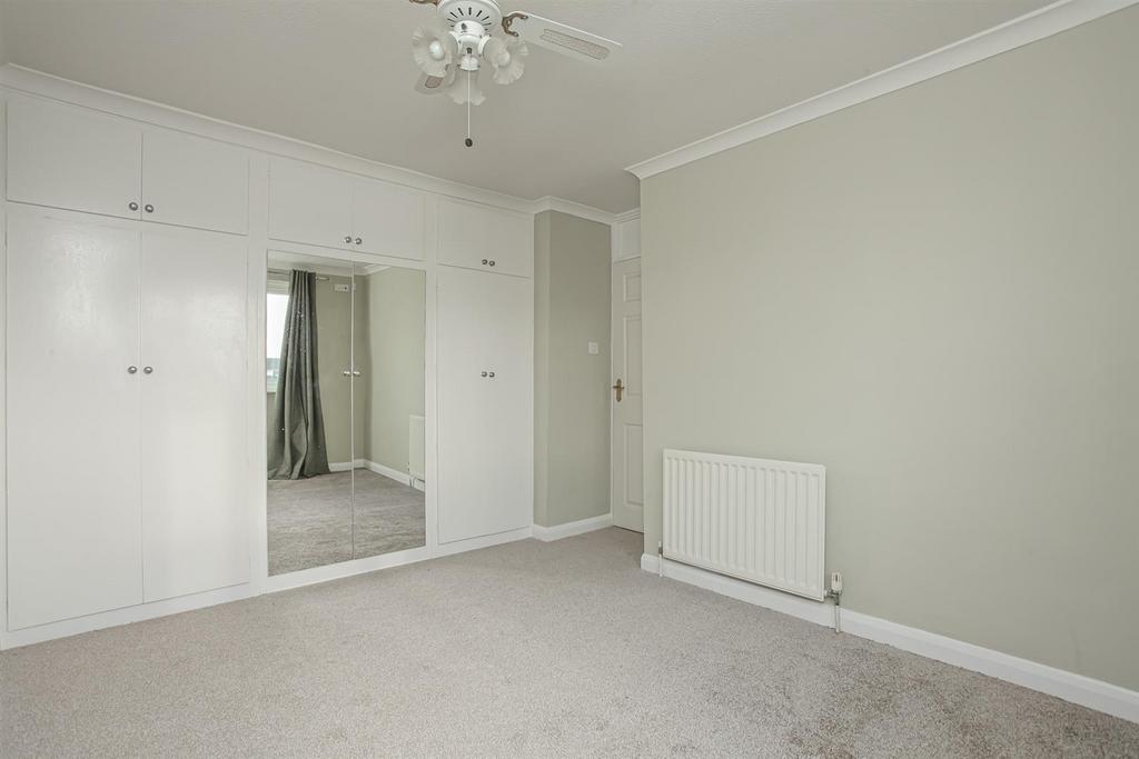 Bedroom 1.jpg