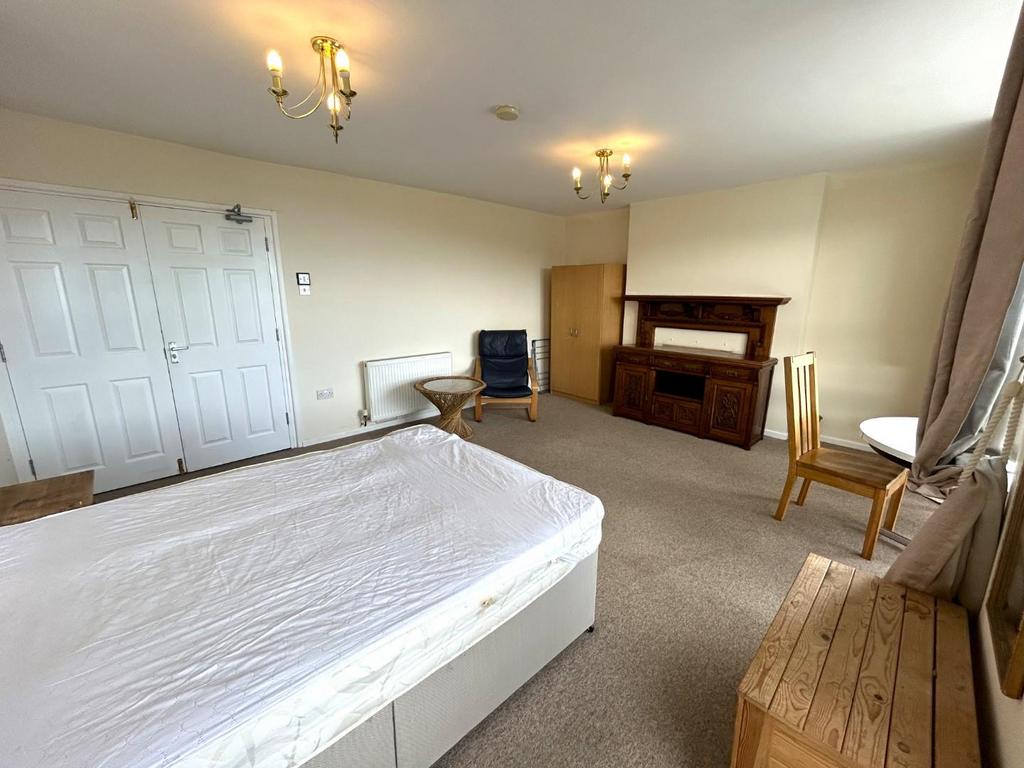 Bed 3