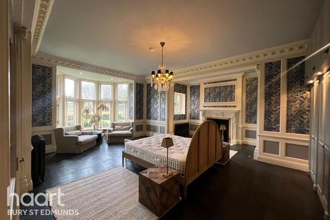undefined, The Manor, BURY ST EDMUNDS