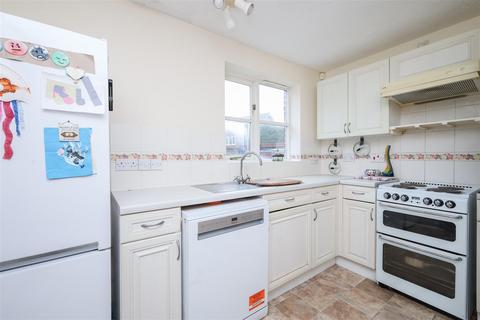 3 bedroom detached house for sale, Coulstock Road, Burgess Hill