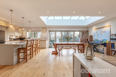 4 bedroom semi-detached house for sale, Woodland Road, Northfield, Birmingham, West Midlands, B31
