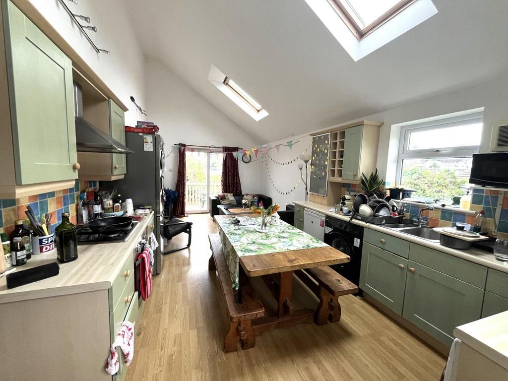 Kitchen 2