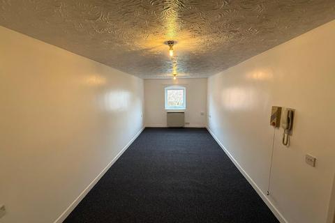 1 bedroom flat to rent, Swonnells Walk, Suffolk NR32