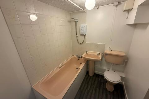 1 bedroom flat to rent, Swonnells Walk, Suffolk NR32