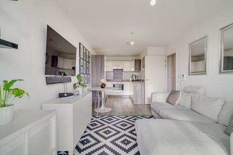 2 bedroom flat for sale, Connersville Way, Croydon CR0